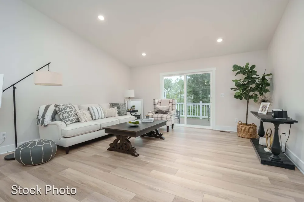 327 Round Hill Road Oshtemo Charter Township, MI 49009