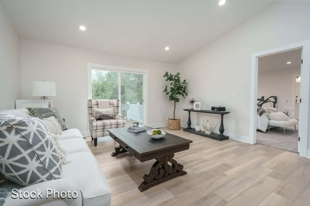 327 Round Hill Road Oshtemo Charter Township, MI 49009