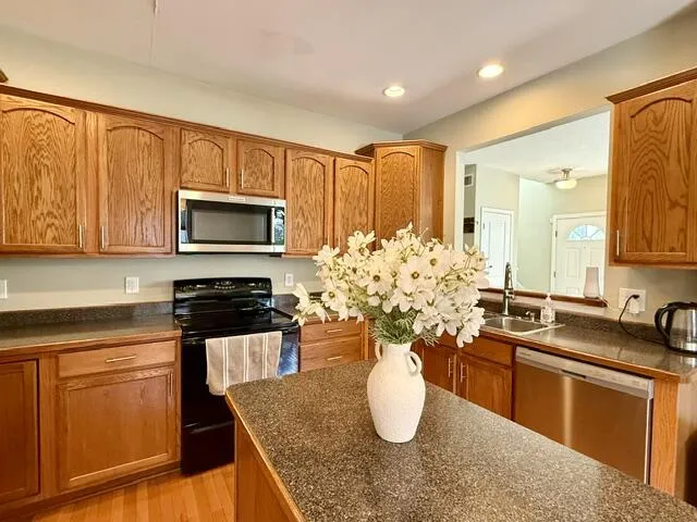 3725 Shearwater Lane East Lansing City, MI 48823