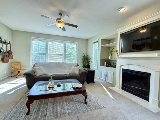 3725 Shearwater Lane East Lansing City, MI 48823
