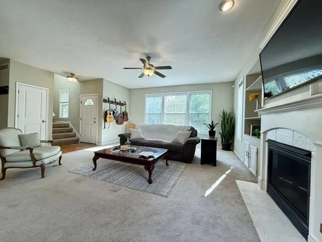3725 Shearwater Lane East Lansing City, MI 48823