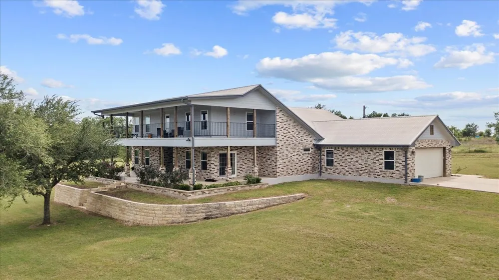 1883 Watterson Road Red Rock, TX 78662