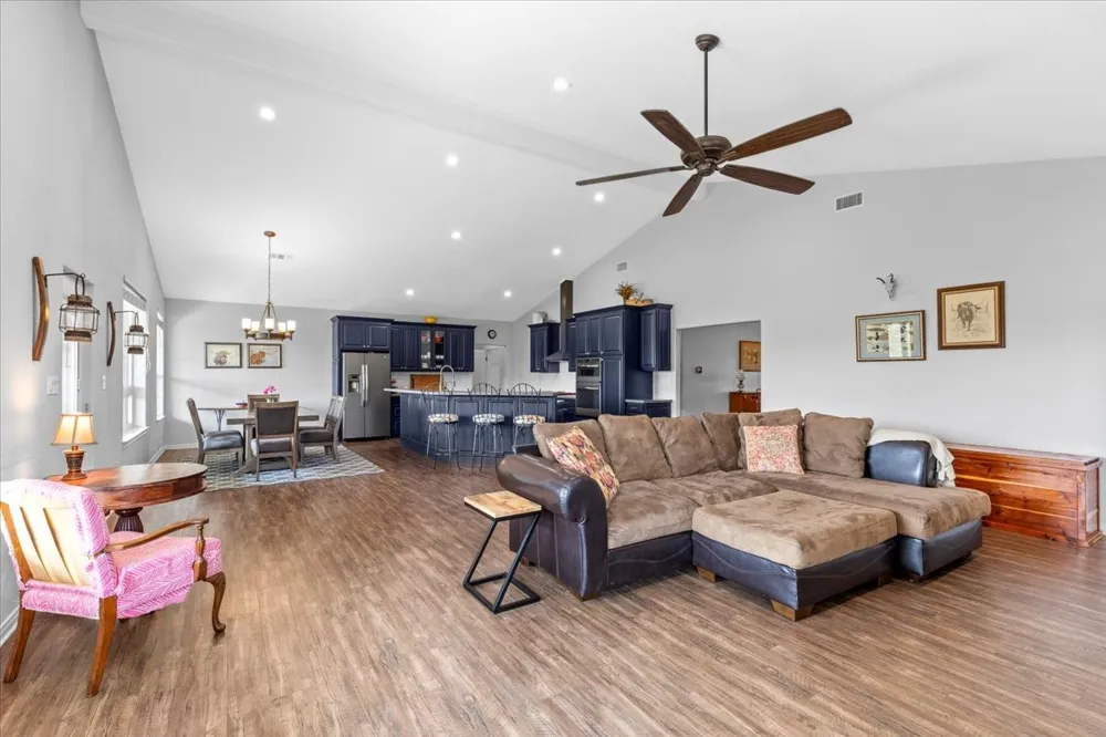 1883 Watterson Road Red Rock, TX 78662