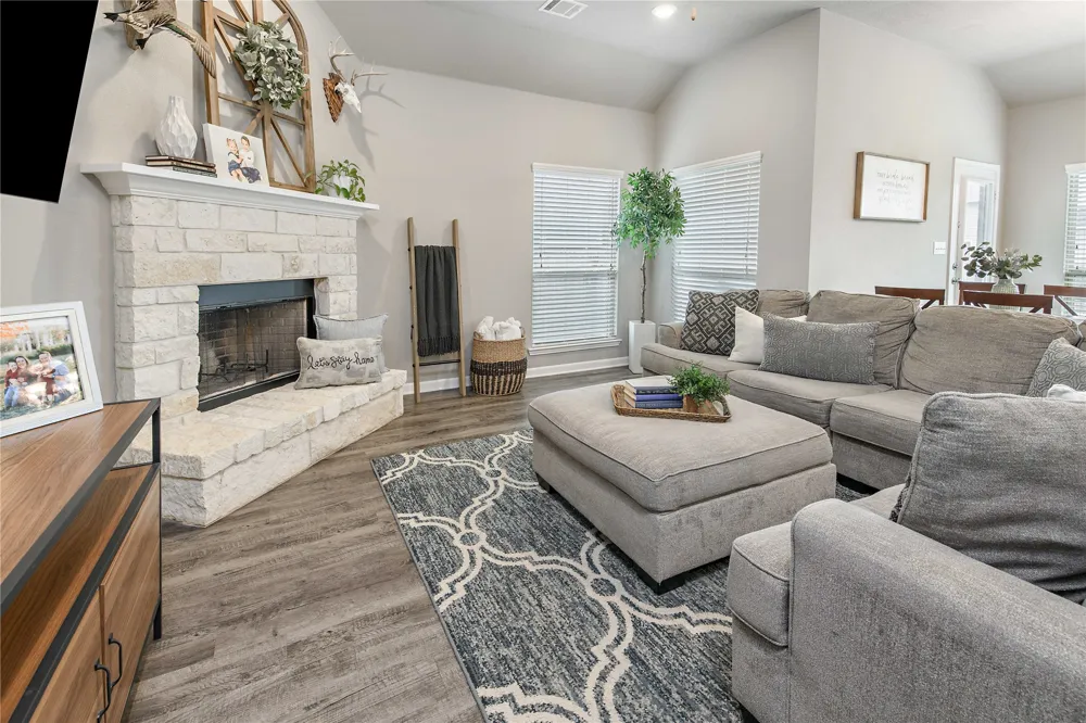 2006 Bleeker Cove Bryan, TX 77807