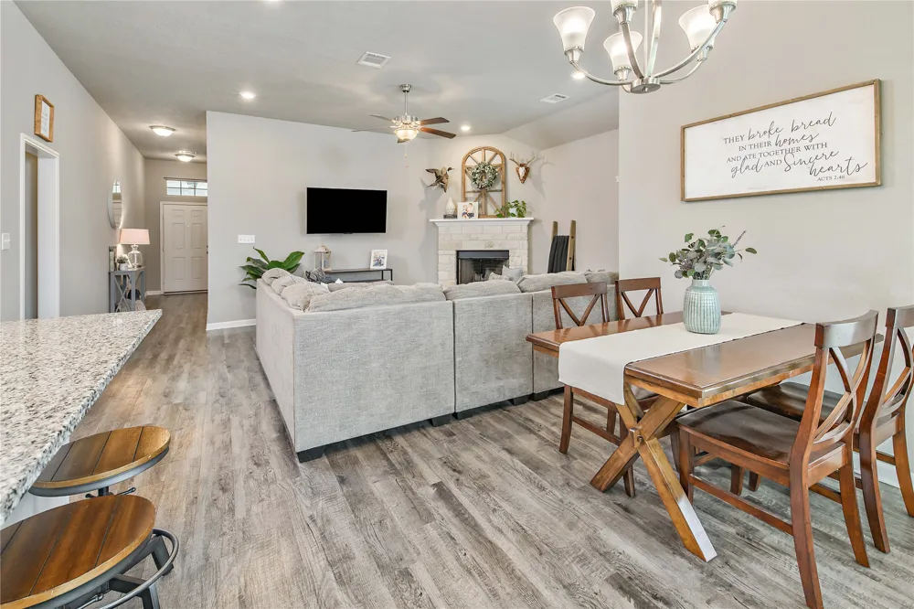 2006 Bleeker Cove Bryan, TX 77807