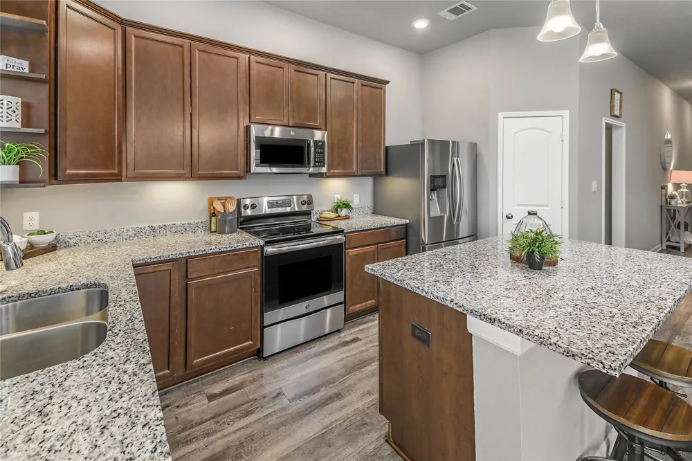 2006 Bleeker Cove Bryan, TX 77807