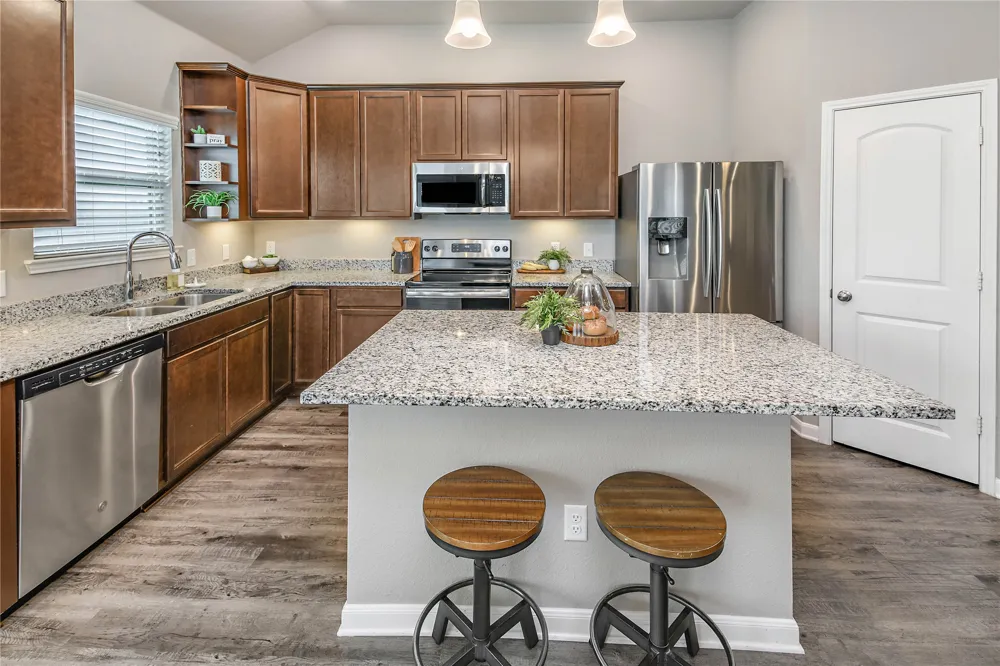 2006 Bleeker Cove Bryan, TX 77807