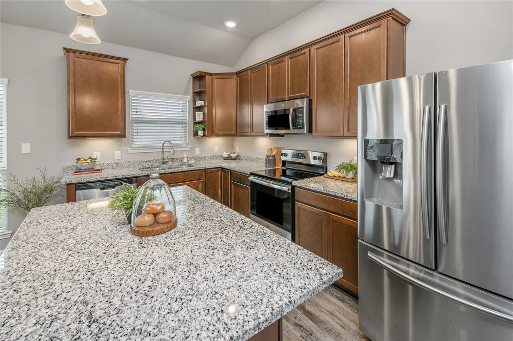 2006 Bleeker Cove Bryan, TX 77807