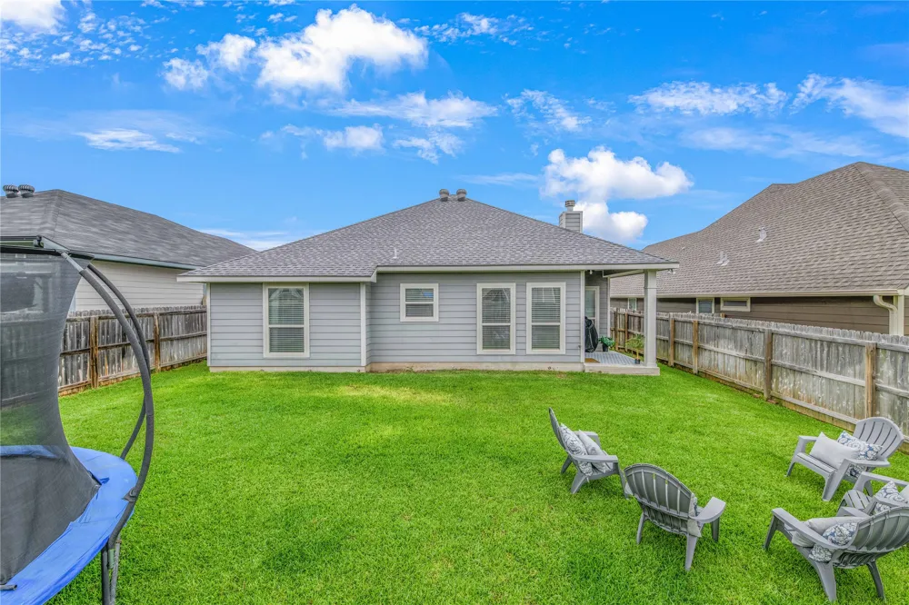 2006 Bleeker Cove Bryan, TX 77807