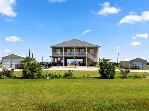 213 Porpoise Dr Drive