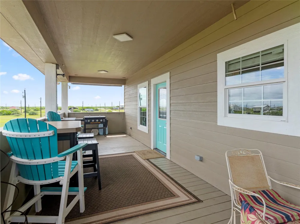 213 Porpoise Dr Drive Palacios, TX 77465