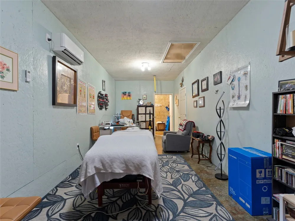 213 Porpoise Dr Drive Palacios, TX 77465