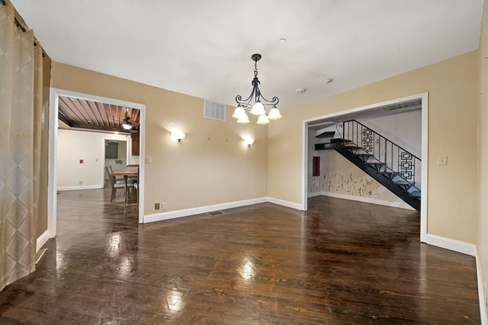 801 NW 7th Avenue Mineral Wells, TX 76067