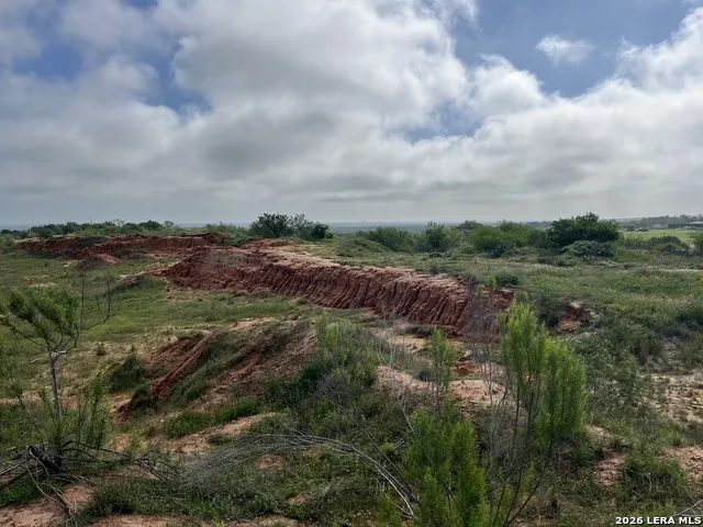 22048 US HIGHWAY 281 S San Antonio, TX 78264