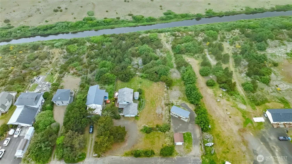 20 Haven Lane Copalis Beach, WA 98535