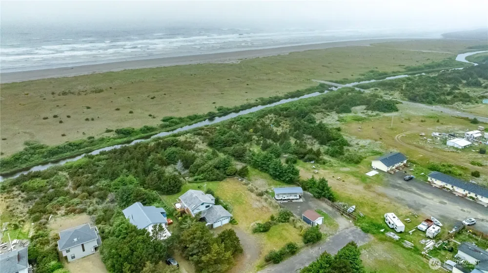 20 Haven Lane Copalis Beach, WA 98535