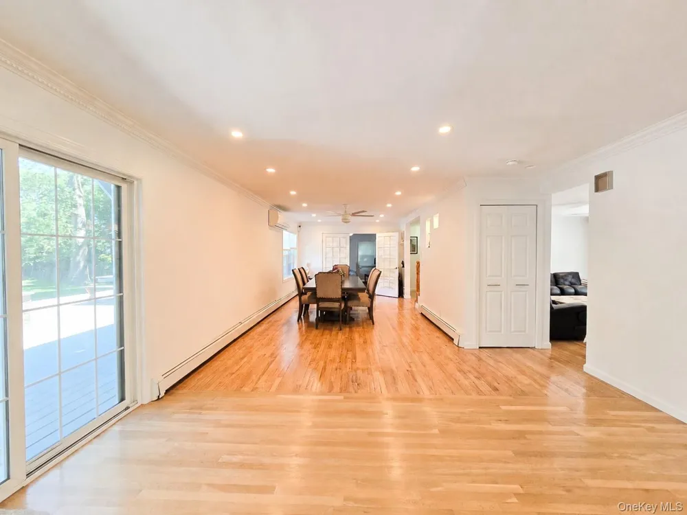 249 Cold Spring Road Syosset, NY 11791
