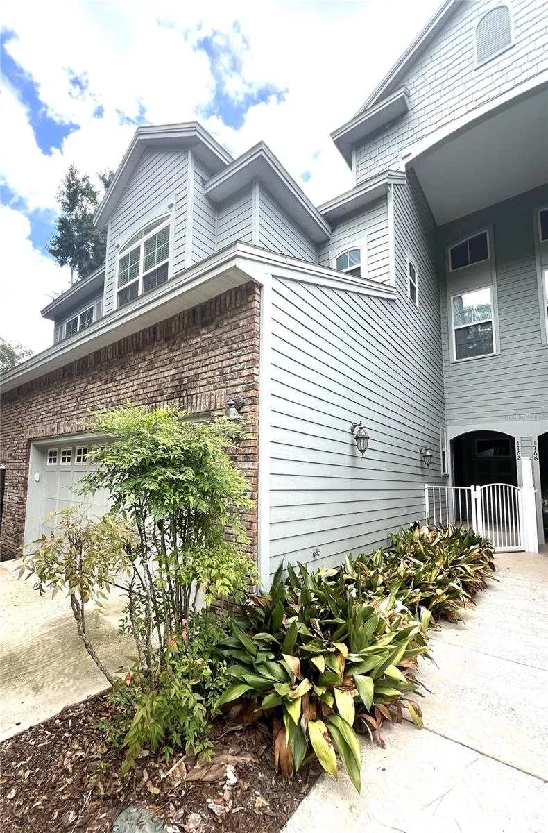 1762 NW 34TH STREET #2 Gainesville, FL 32605