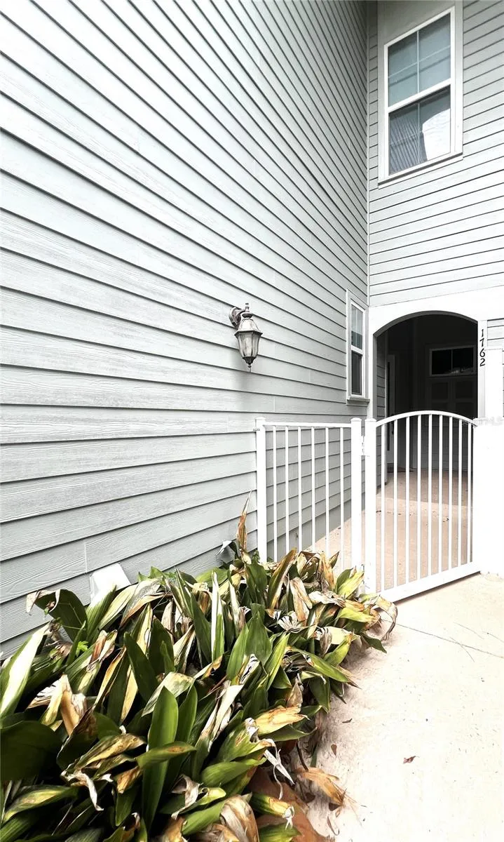 1762 NW 34TH STREET #2 Gainesville, FL 32605