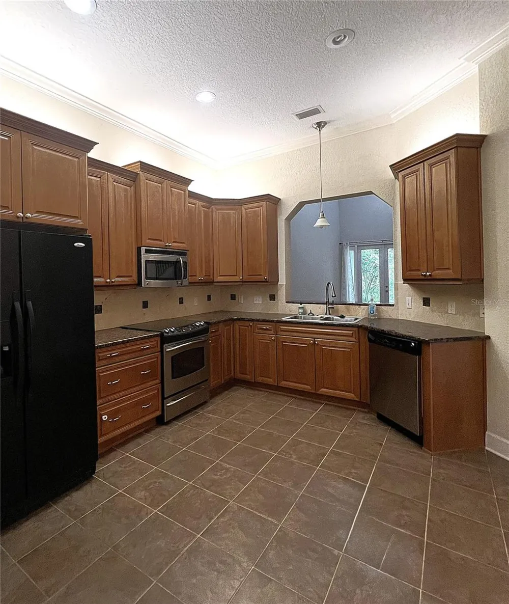 1762 NW 34TH STREET #2 Gainesville, FL 32605