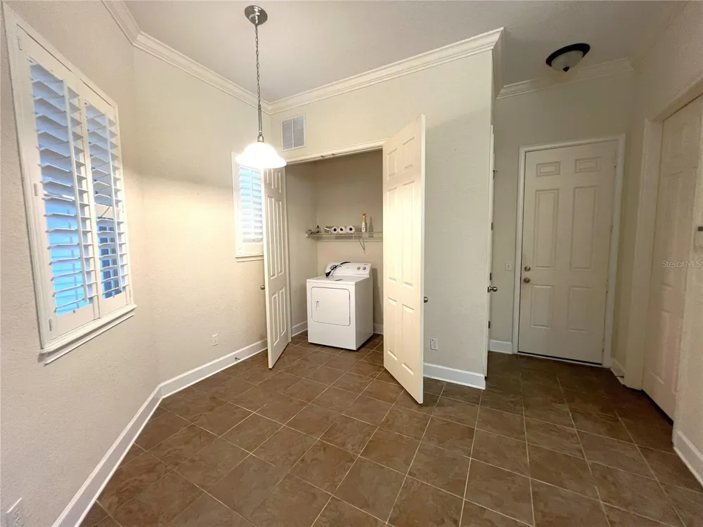 1762 NW 34TH STREET #2 Gainesville, FL 32605