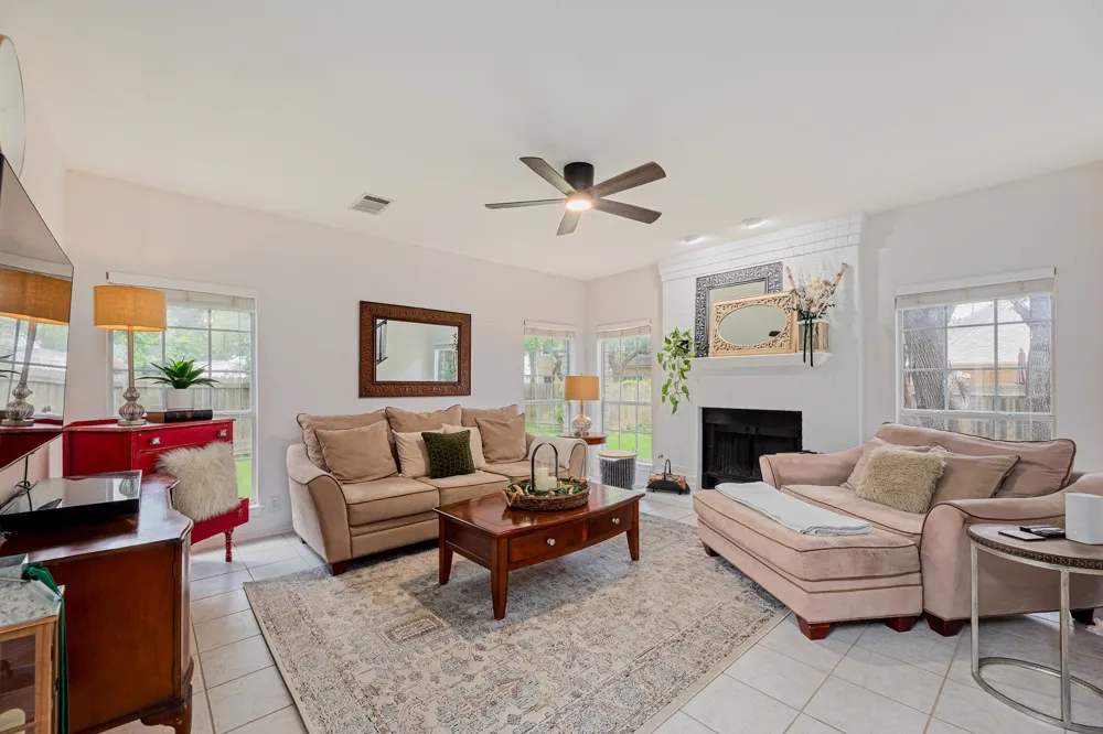 1503 Warren Cove Cedar Park, TX 78613