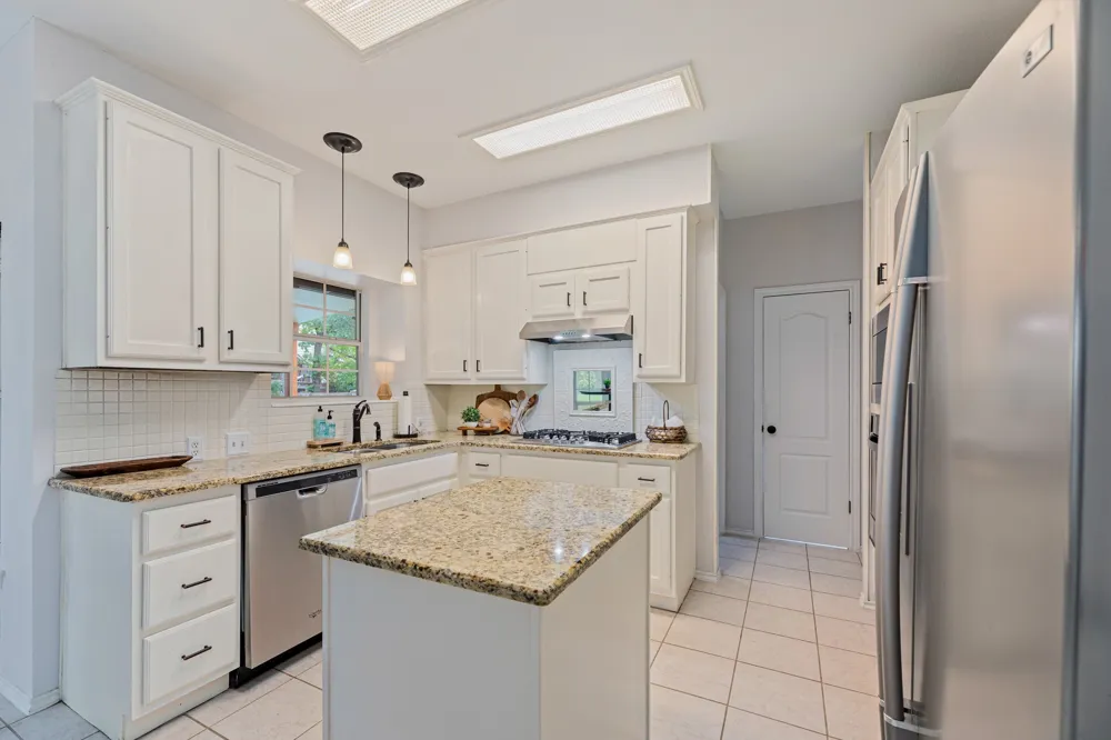 1503 Warren Cove Cedar Park, TX 78613