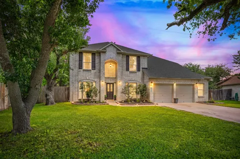 1503 Warren Cove