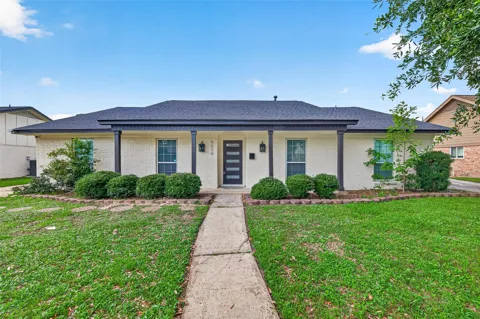 6034 Autumn Forest Drive