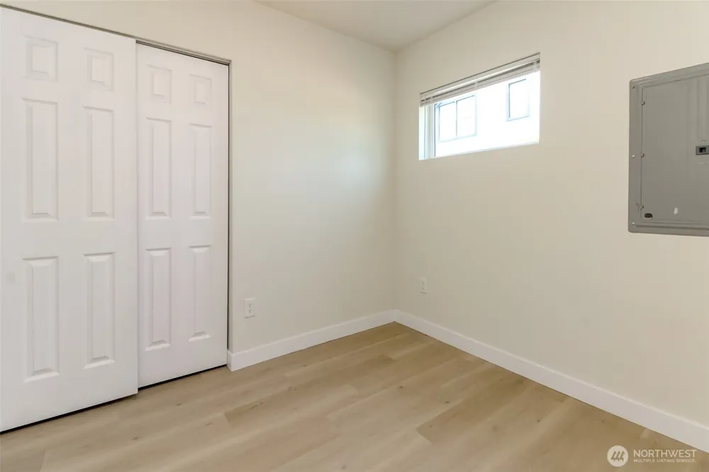 103 M STREET SE Auburn, WA 98002