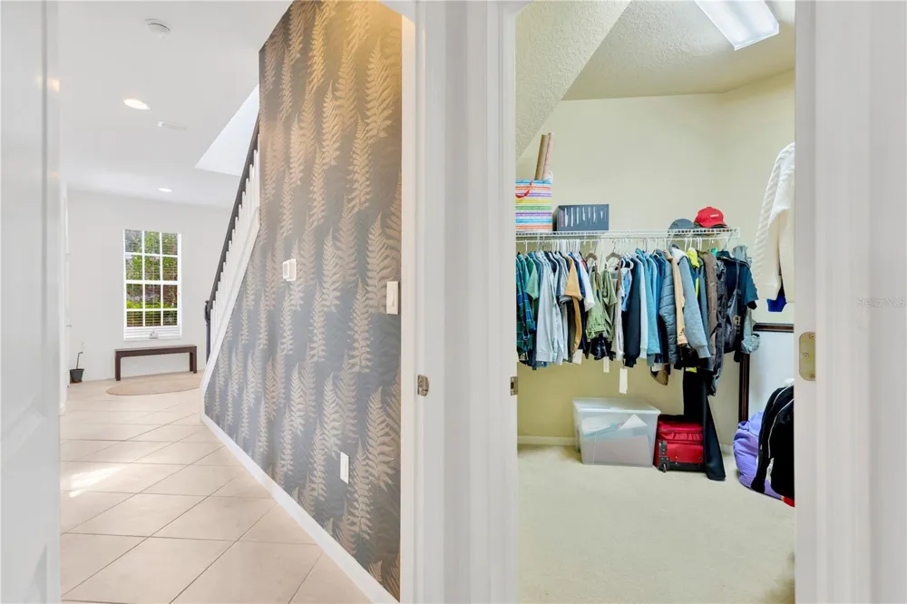 8307 MANOR CLUB CIRCLE #1 Tampa, FL 33647