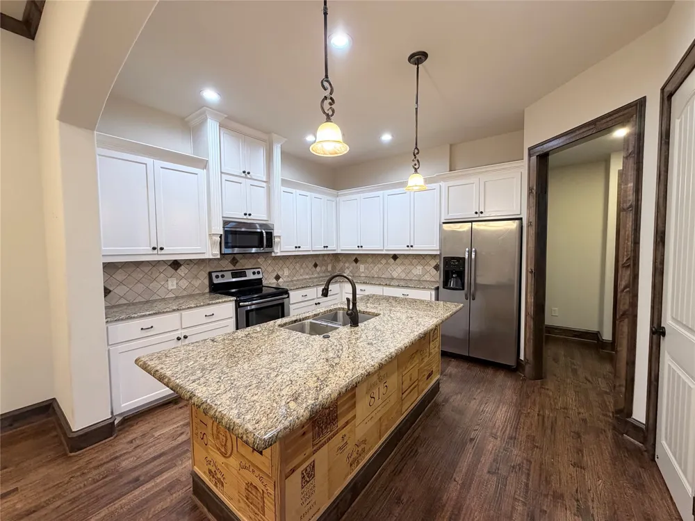 11351 Hilltop #105 Road Argyle, TX 76226