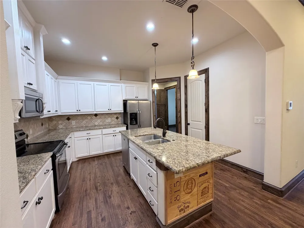 11351 Hilltop #105 Road Argyle, TX 76226