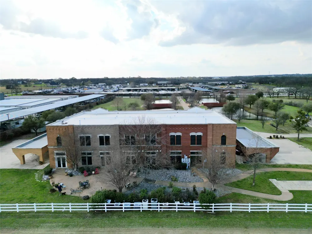 11351 Hilltop #105 Road Argyle, TX 76226