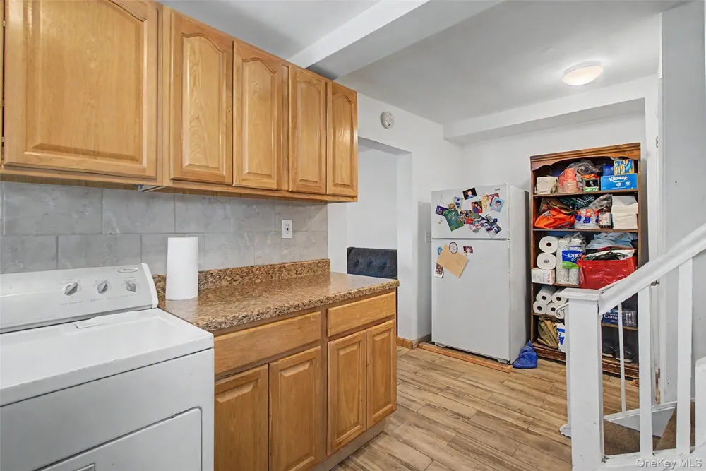 1608 Merry Avenue Bronx, NY 10461