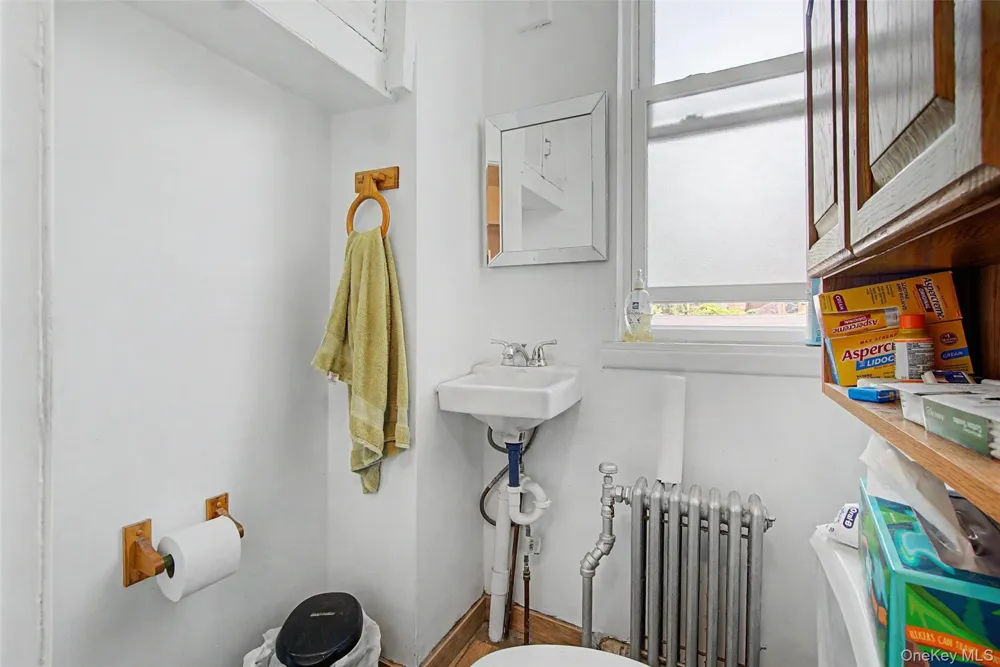 1608 Merry Avenue Bronx, NY 10461