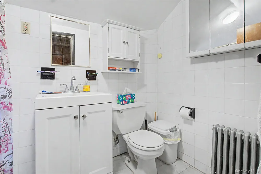 1608 Merry Avenue Bronx, NY 10461