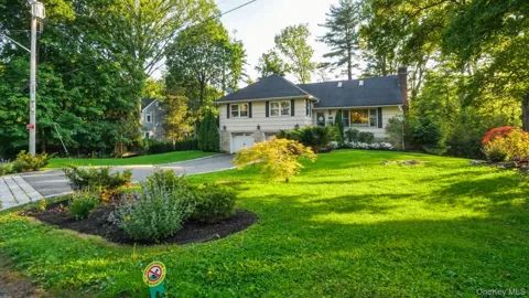 25 Manor Avenue