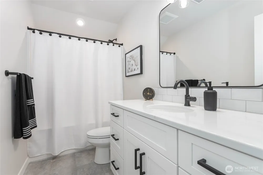 2178 Lagerwey Circle Lynden, WA 98264