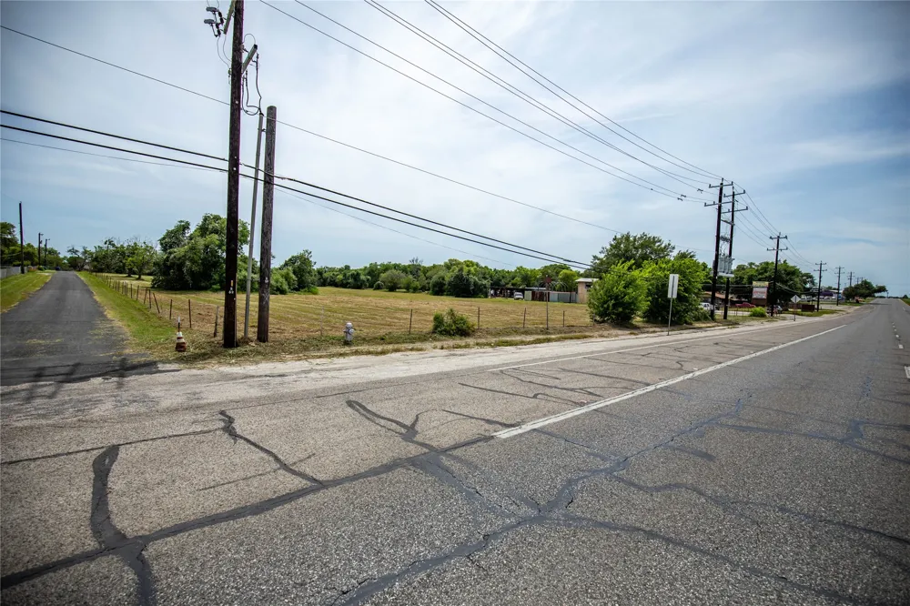 7004 Rigsby Avenue San Antonio, TX 78263