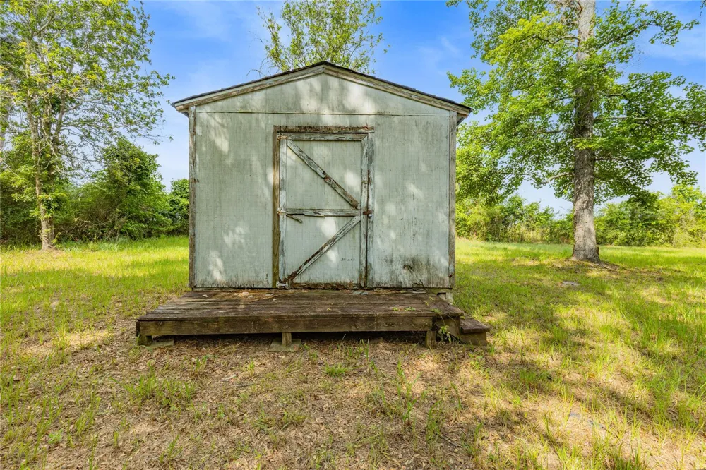 223 Rush Creek Lane Trinity, TX 75862