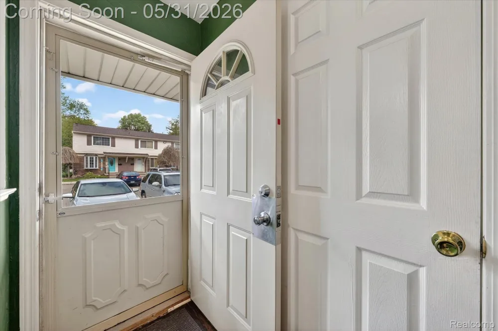 39700 Manor Drive #10 Harrison Charter Township, MI 48045