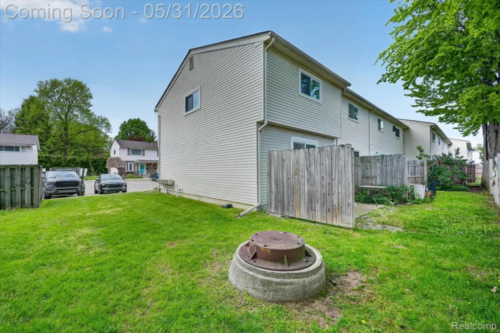 39700 Manor Drive #10 Harrison Charter Township, MI 48045