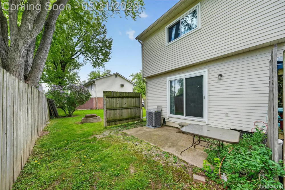 39700 Manor Drive #10 Harrison Charter Township, MI 48045