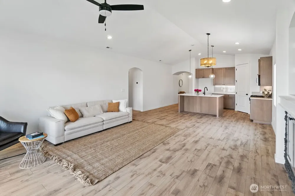 231 Schrute Road Prosser, WA 99350