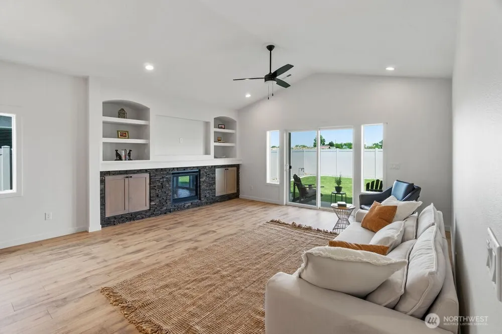 231 Schrute Road Prosser, WA 99350