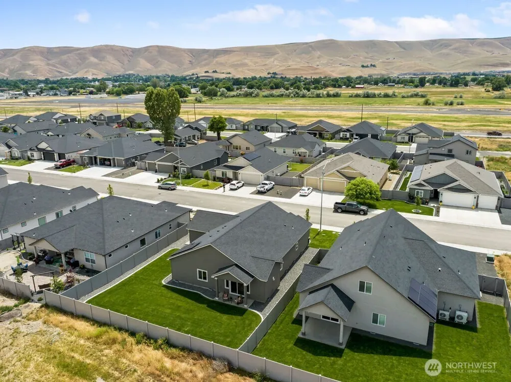 231 Schrute Road Prosser, WA 99350