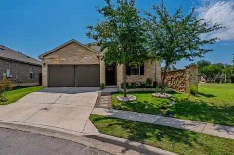 2420 Lobo Landing Cove