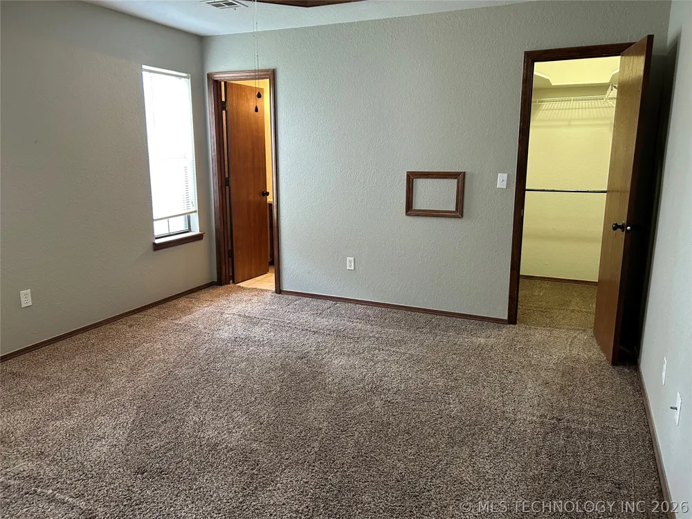 82 S Gladd Road Fort Gibson, OK 74434