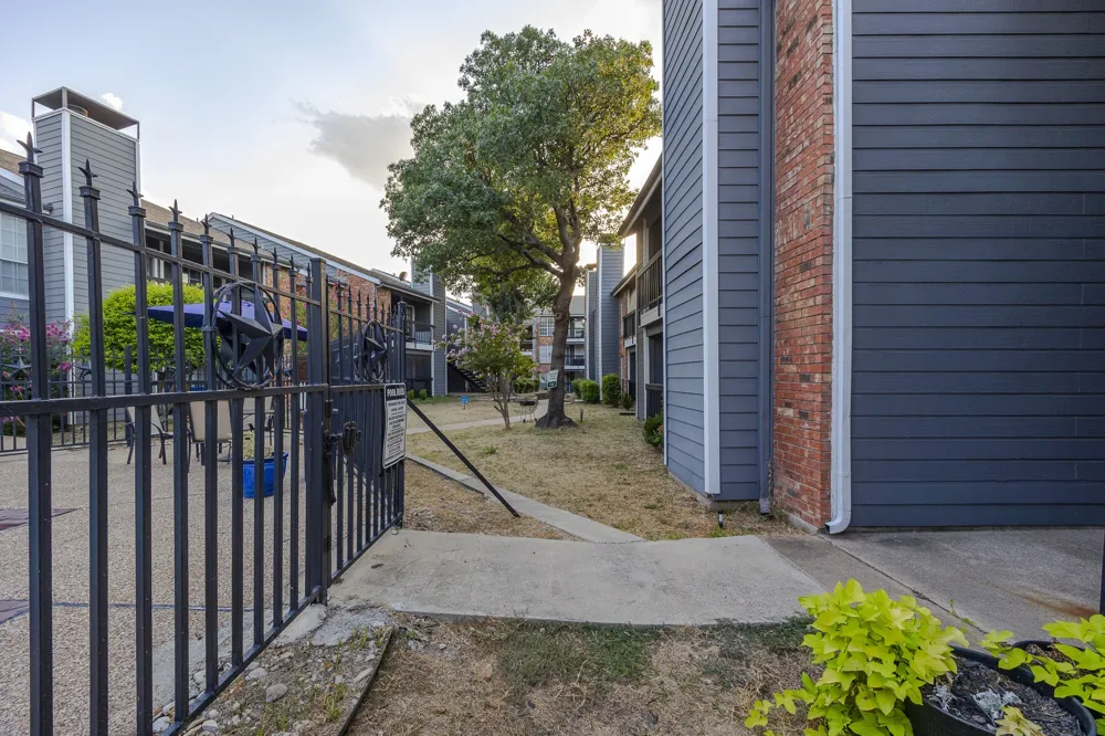 18333 Roehampton Drive #825 Dallas, TX 75252